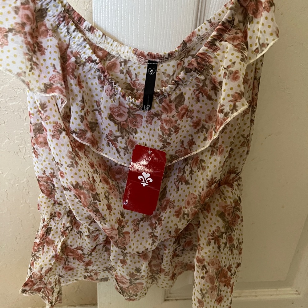 Love Culture Junior Size S Sleeveless Top